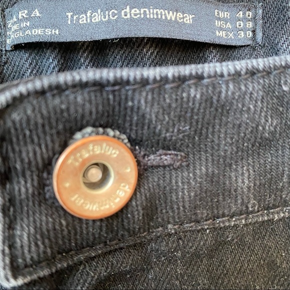 Zara Trafaluc Denimwear Mom Rigid High Rise Black Jeans Size 8 - Picture 7 of 9